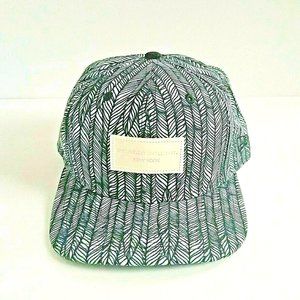 NEW ERA PUBLIC SCHOOL Tropic City Red Bull Guest House Snapback Cap Collectible